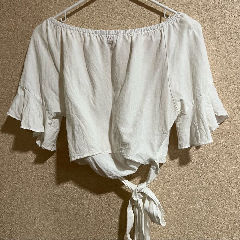 leRumi Denali Top Medium Off Shoulder Wrap Cropped Surplice V-Neck Linen Blend - Picture 6 of 9